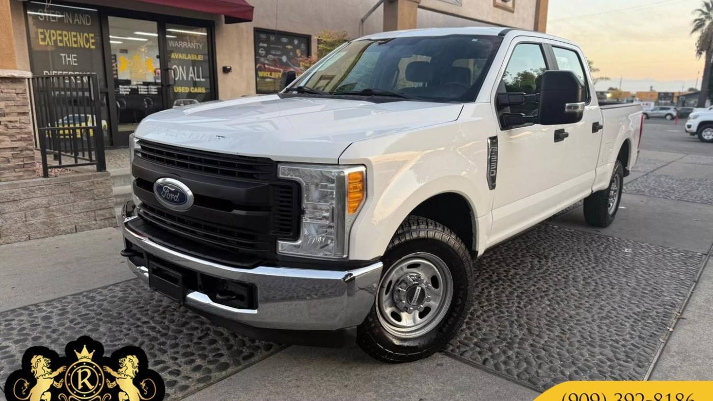 2017 Ford Super Duty F-250 XL — Pickup Truck — 121,152 mi — Montclair, CA