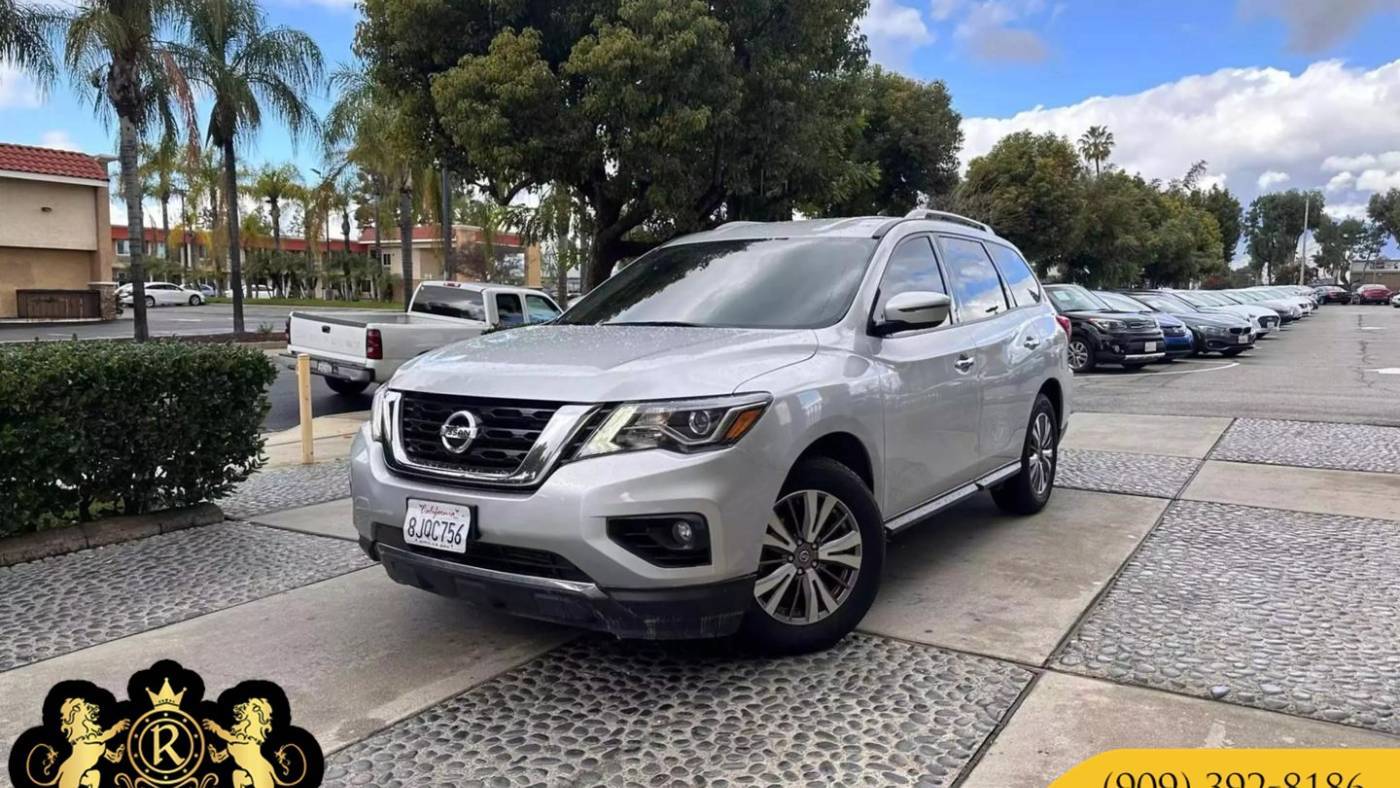 2020 Nissan Pathfinder SV — SUV — 98,276 mi — Montclair, CA