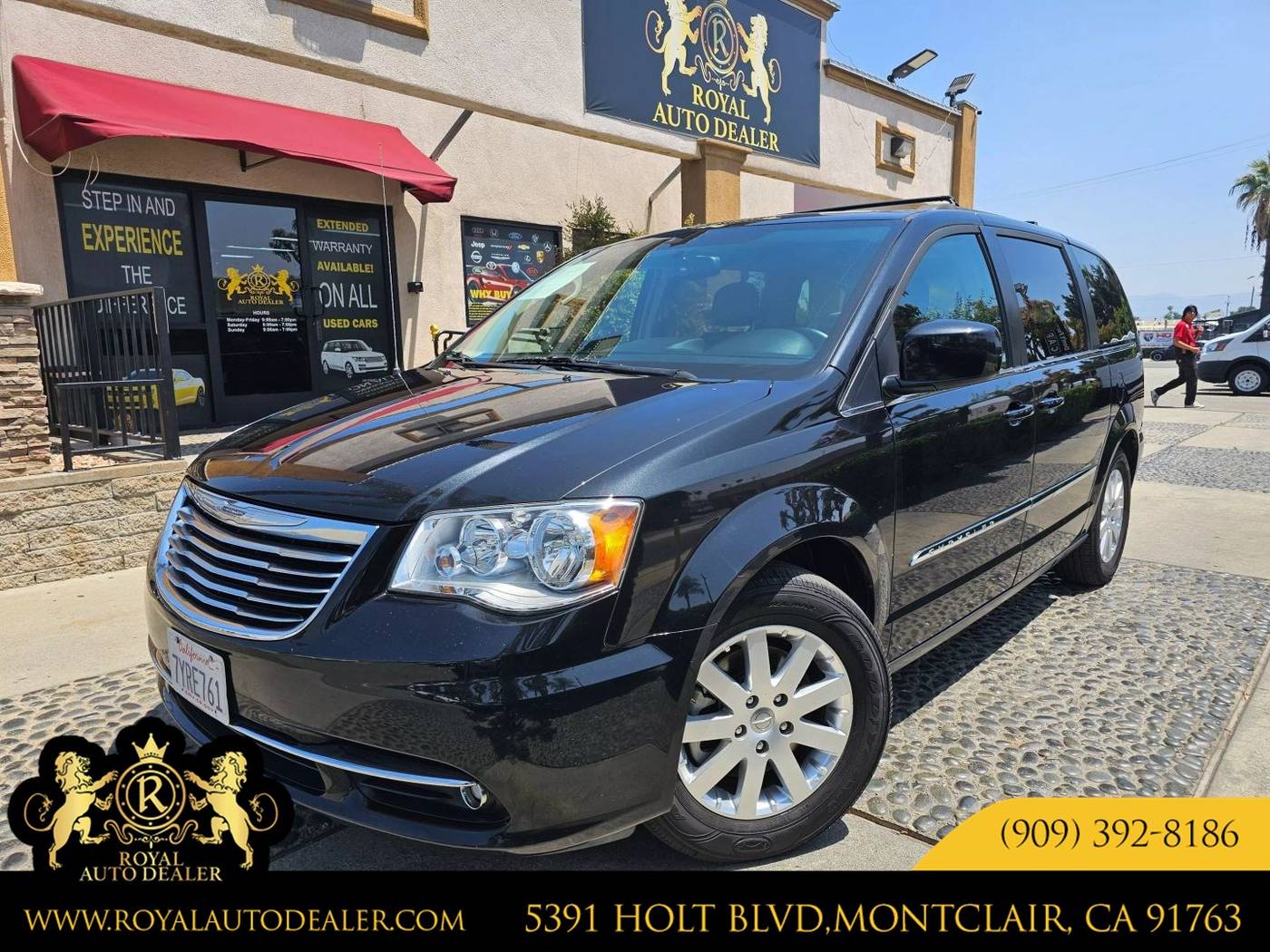 2016 Chrysler Town & Country Touring — Minivan — 126,678 mi — Montclair, CA