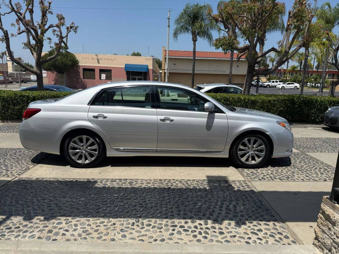 Thumbnail 4