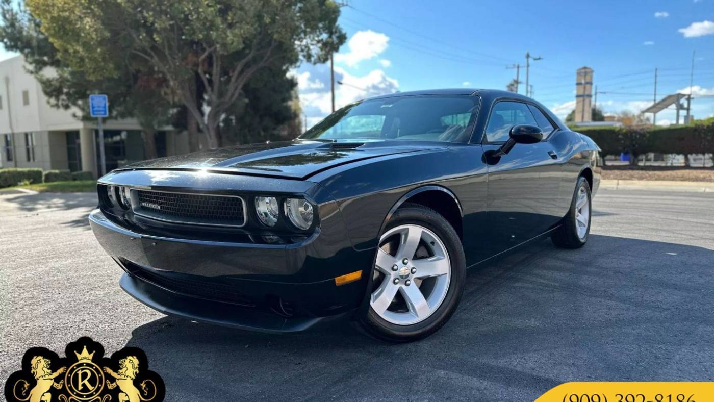 2012 Dodge Challenger SXT — Coupe — 114,417 mi — Montclair, CA
