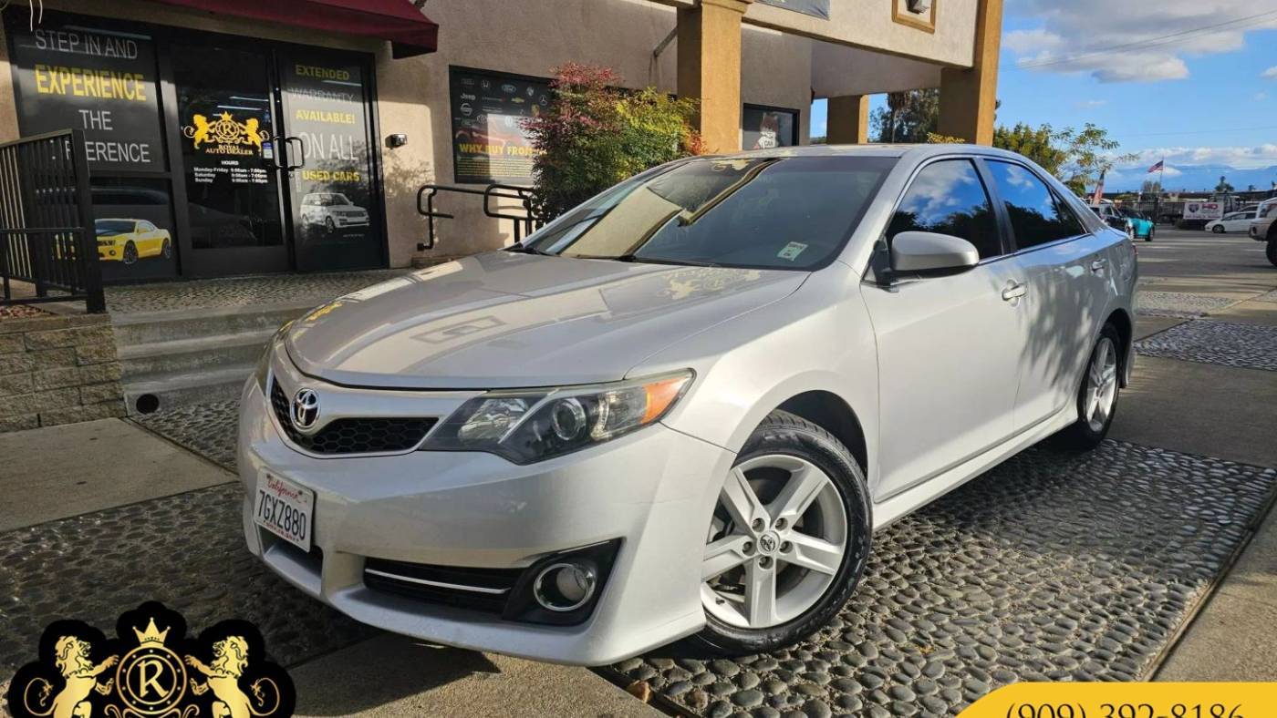2014 Toyota Camry SE — Sedan — 156,960 mi — Montclair, CA
