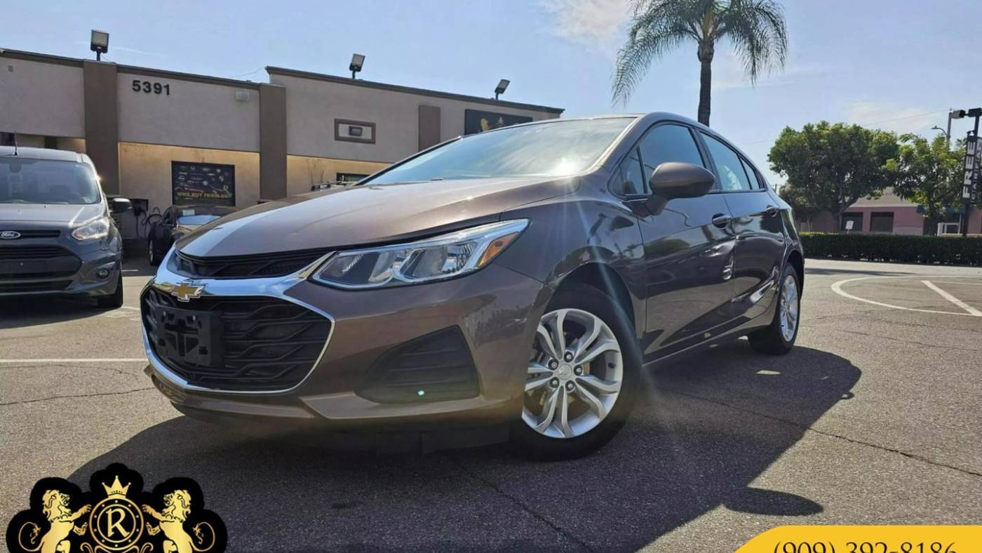 2019 Chevrolet Cruze LS — Hatchback — 91,097 mi — Montclair, CA