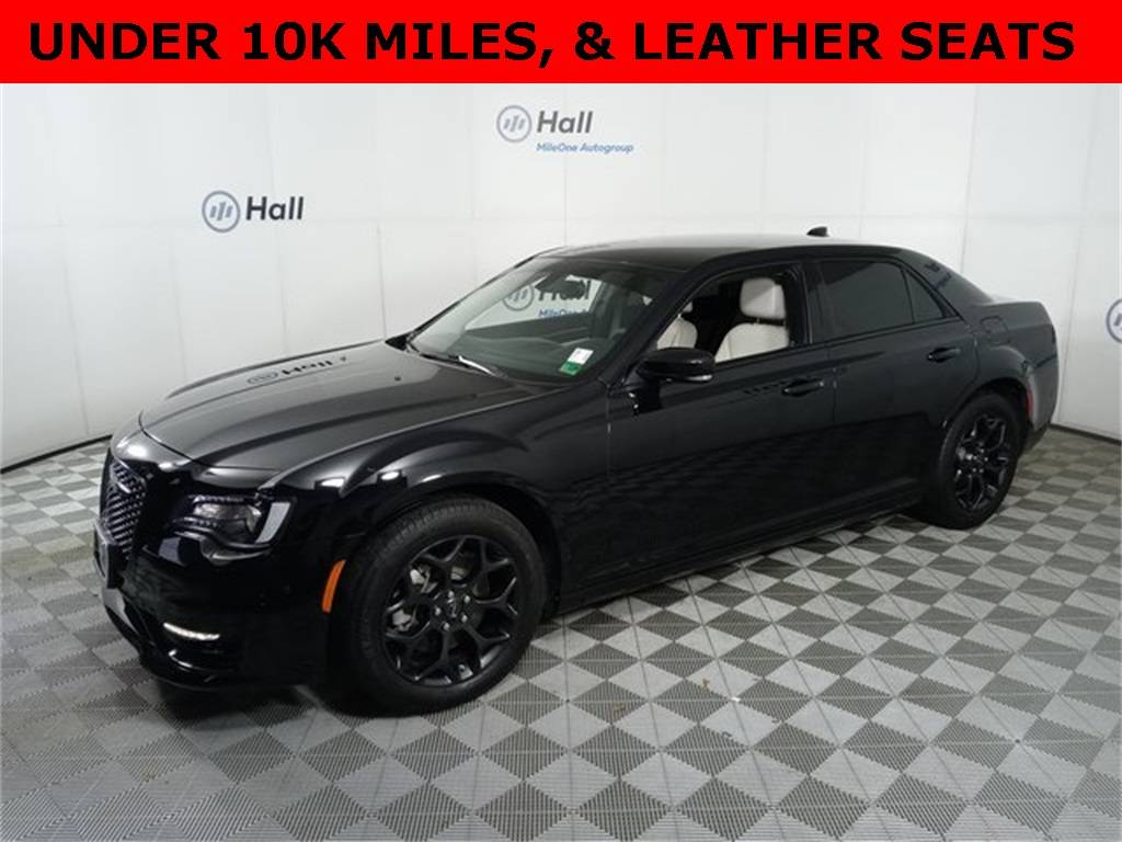 2023 Chrysler 300 Touring L — Sedan — 6,572 mi — Virginia Beach, VA