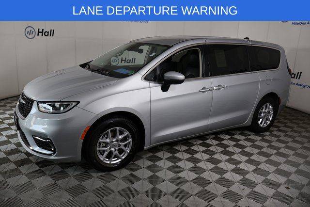 2023 Chrysler Pacifica Touring L — Minivan — 58,888 mi — Virginia Beach, VA