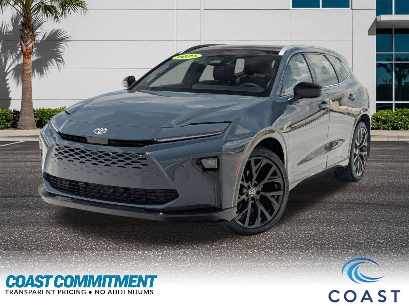 2025 Toyota Crown Signia Limited — SUV — 2,200 mi — Port Richey, FL