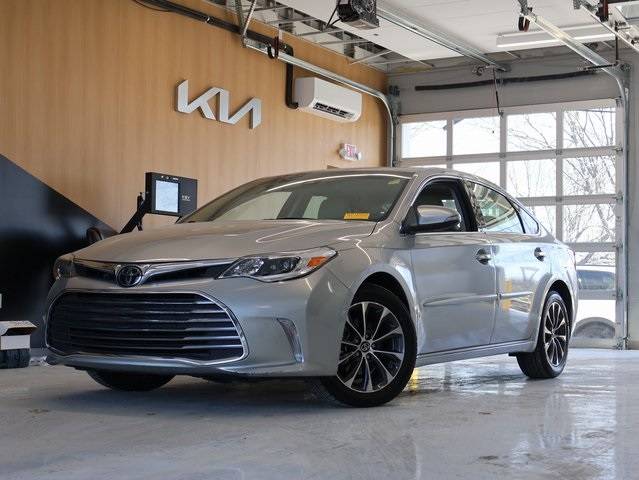 2017 Toyota Avalon XLE Premium — Sedan — 75,774 mi — Olathe, KS