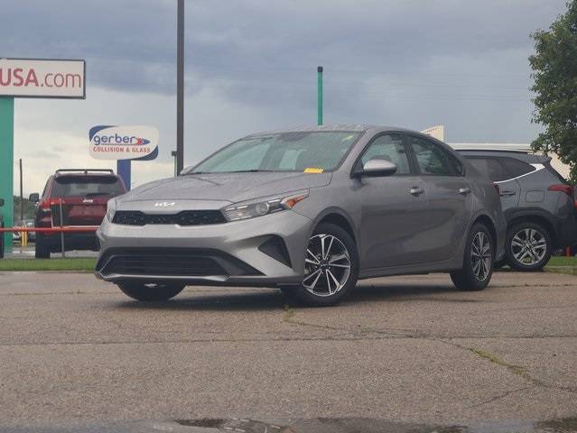 2023 Kia Forte LXS — Sedan — 16,625 mi — Olathe, KS