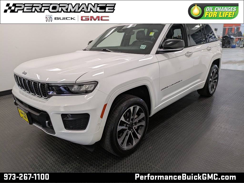 2023 Jeep Grand Cherokee Overland — SUV — 28,750 mi — Cedar Knolls, NJ