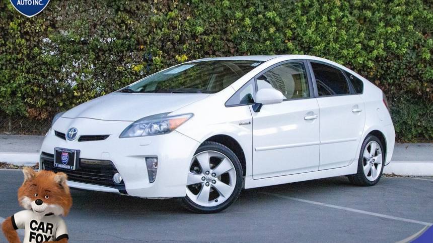 2013 Toyota Prius Five — Sedan — 116,997 mi — Bellflower, CA