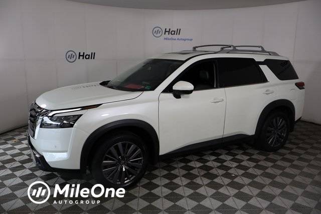 2023 Nissan Pathfinder SL — SUV — 17,499 mi — Virginia Beach, VA