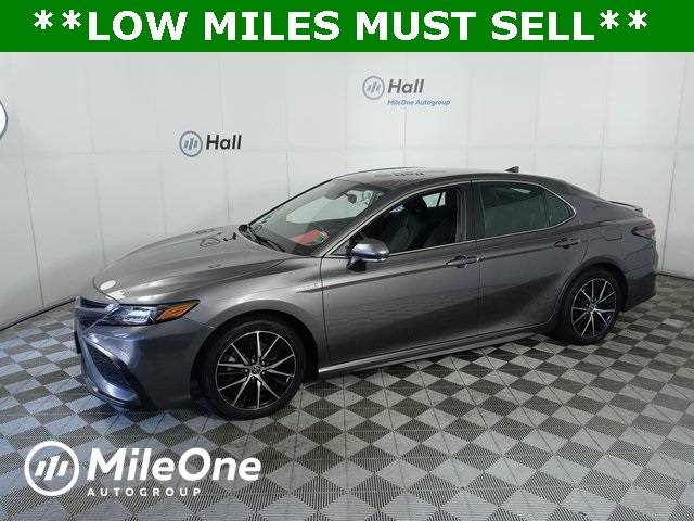 2021 Toyota Camry Hybrid SE — Sedan — 25,393 mi — Virginia Beach, VA