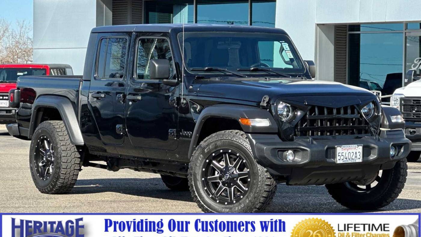 2020 Jeep Gladiator Sport S — Pickup Truck — 29,777 mi — Modesto, CA