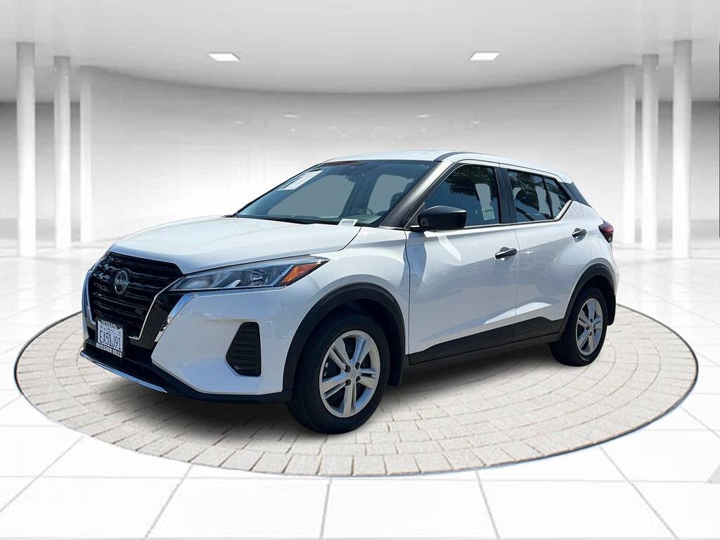 2025 Nissan Kicks Play S — SUV — 2,758 mi — Mission Hills, CA