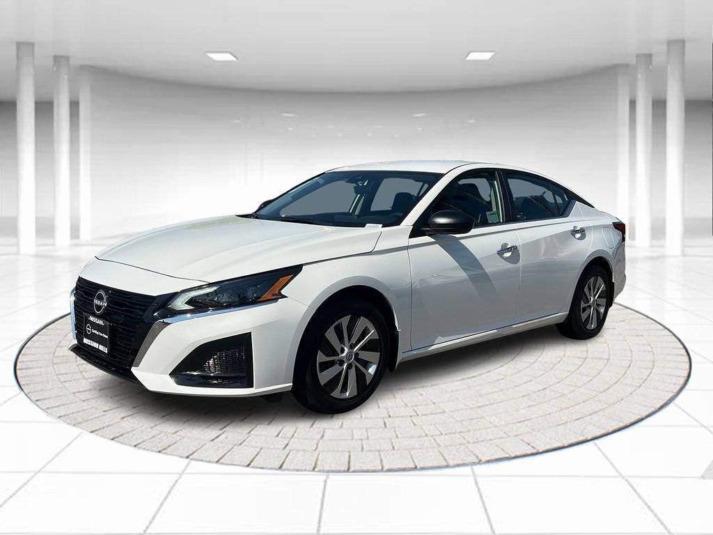 2025 Nissan Altima S — Sedan — 5,996 mi — Mission Hills, CA