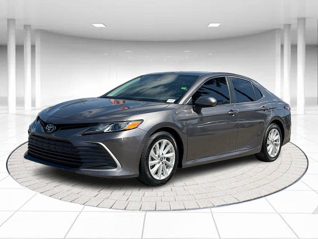 2022 Toyota Camry LE — Sedan — 17,193 mi — Mission Hills, CA
