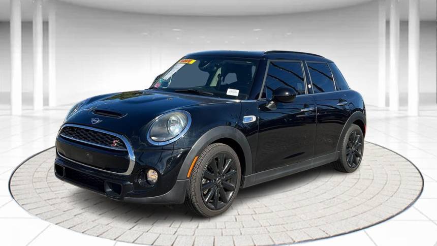 2019 MINI Hardtop Cooper S — Hatchback — 62,962 mi — Mission Hills, CA