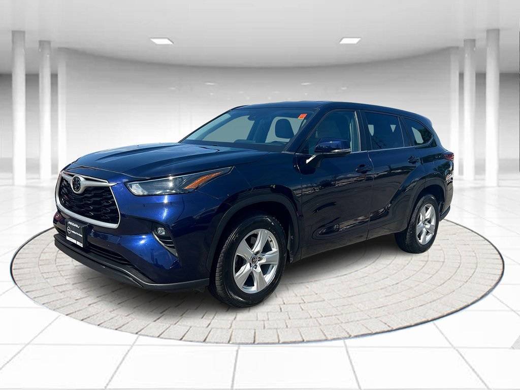 2023 Toyota Highlander LE — SUV — 64,258 mi — Mission Hills, CA
