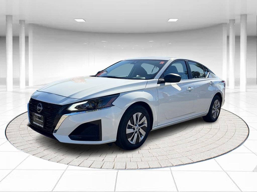 2025 Nissan Altima S — Sedan — 4,449 mi — Mission Hills, CA