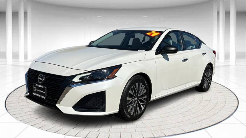 2024 Nissan Altima SV — Sedan — 23,693 mi — Mission Hills, CA