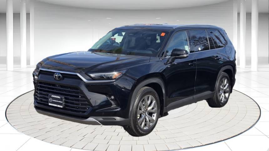 2024 Toyota Grand Highlander Limited — SUV — 7,216 mi — Mission Hills, CA