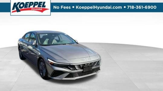 2024 Hyundai Elantra SEL — Sedan — 3,954 mi — Long Island City, NY