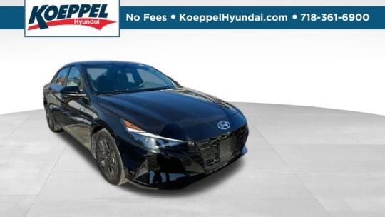 2022 Hyundai Elantra SEL — Sedan — 5,852 mi — Long Island City, NY