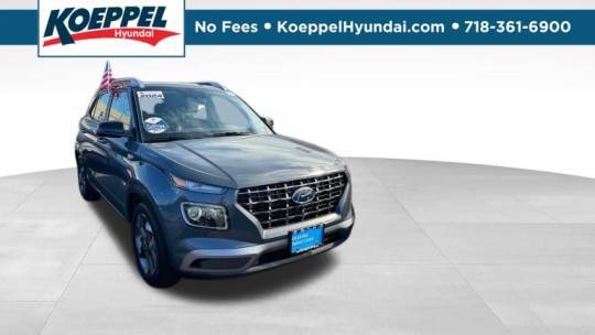 2024 Hyundai Venue Limited — SUV — 3,040 mi — Long Island City, NY