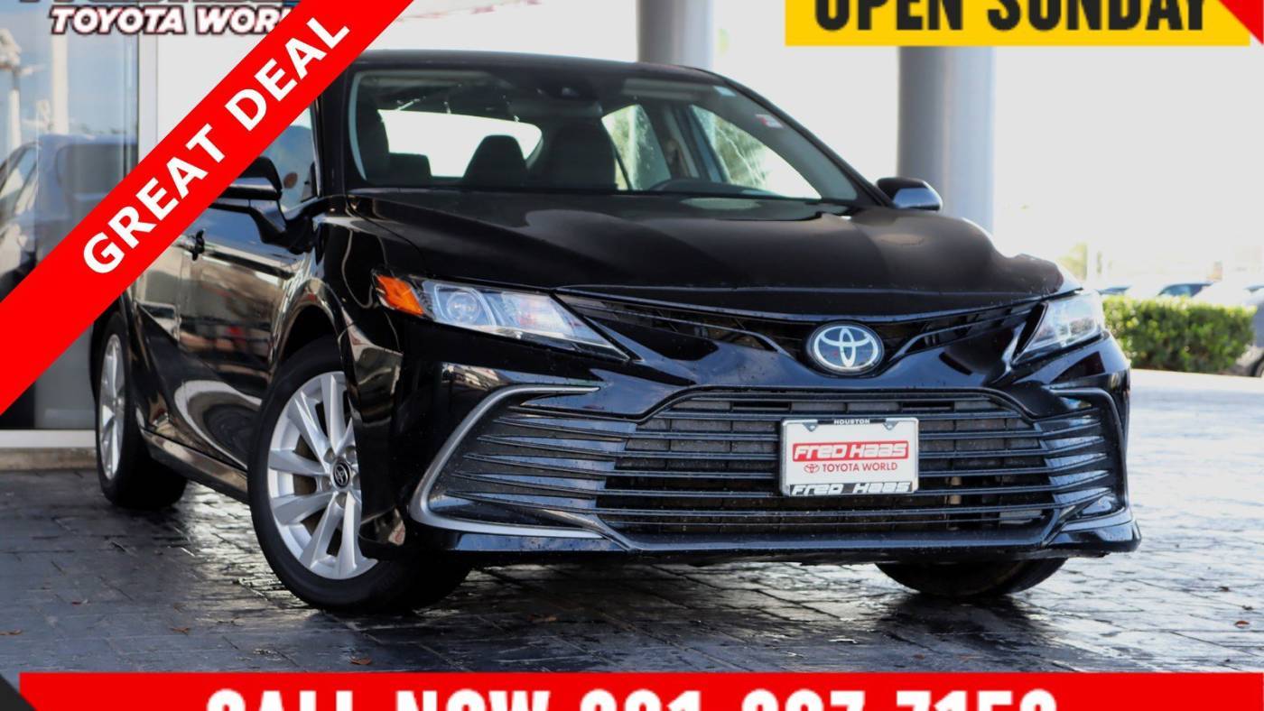 2024 Toyota Camry LE — Sedan — 23,681 mi — Spring, TX