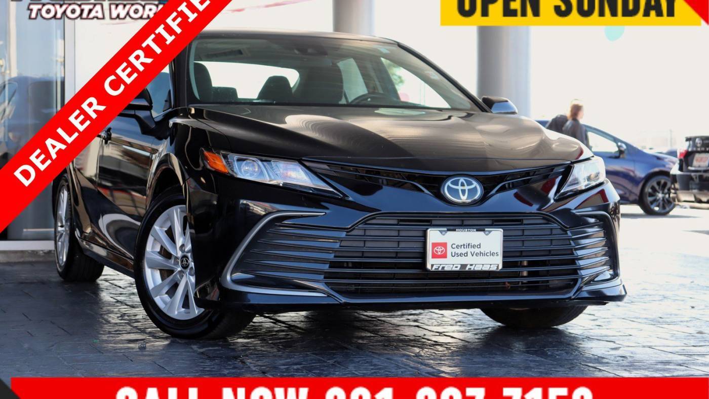 2024 Toyota Camry LE — Sedan — 28,818 mi — Spring, TX