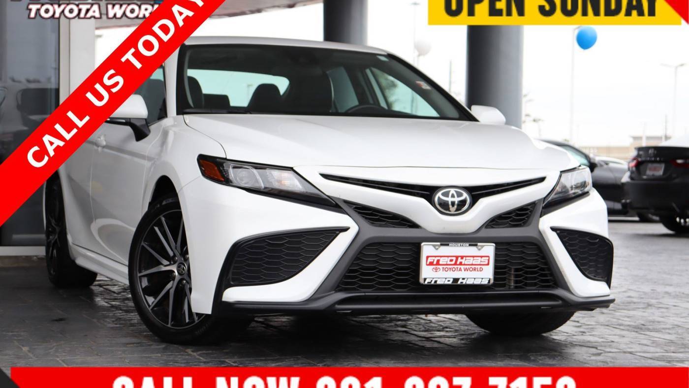 2024 Toyota Camry SE — Sedan — 25,116 mi — Spring, TX