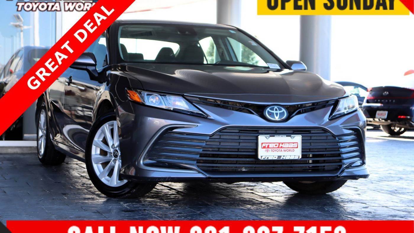 2024 Toyota Camry LE — Sedan — 20,198 mi — Spring, TX