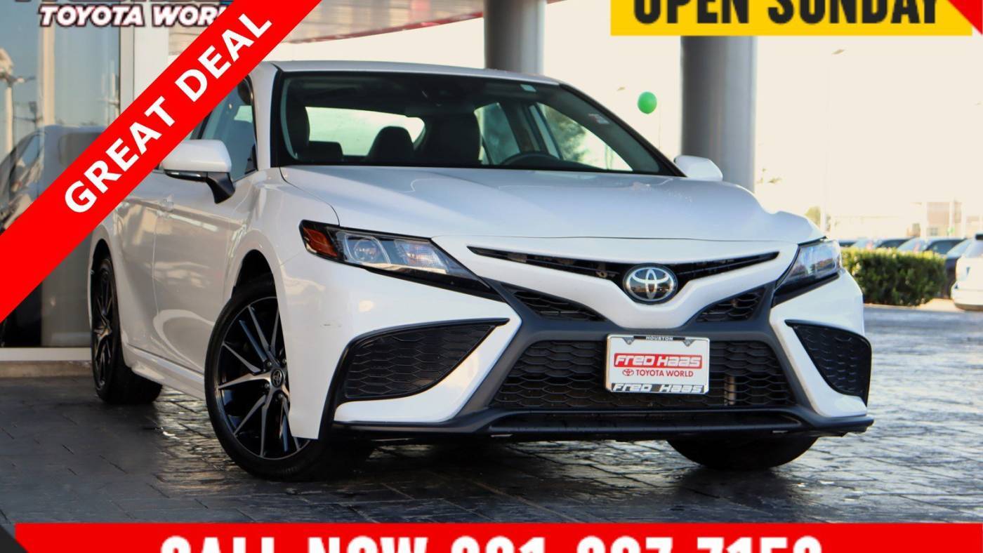 2024 Toyota Camry SE — Sedan — 26,573 mi — Spring, TX