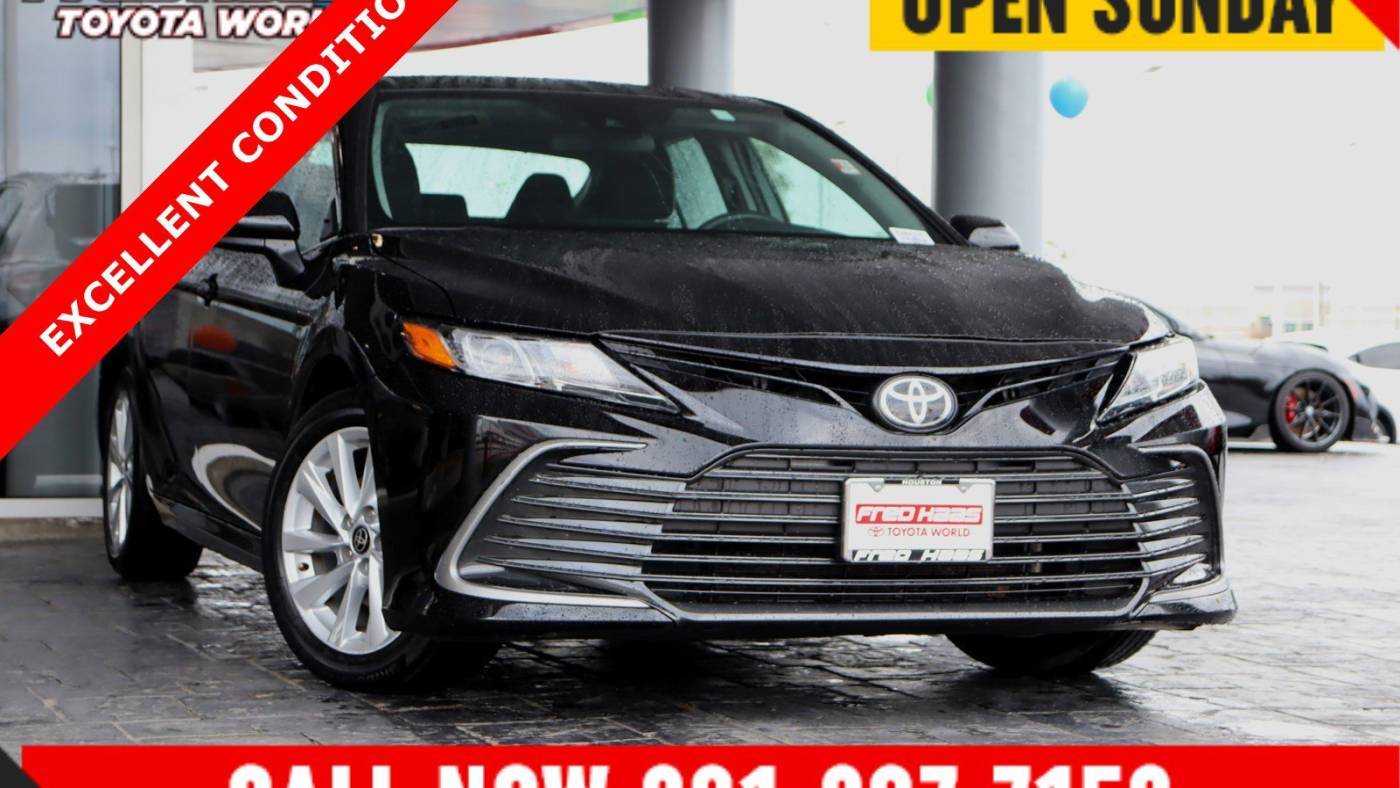 2024 Toyota Camry LE — Sedan — 22,182 mi — Spring, TX