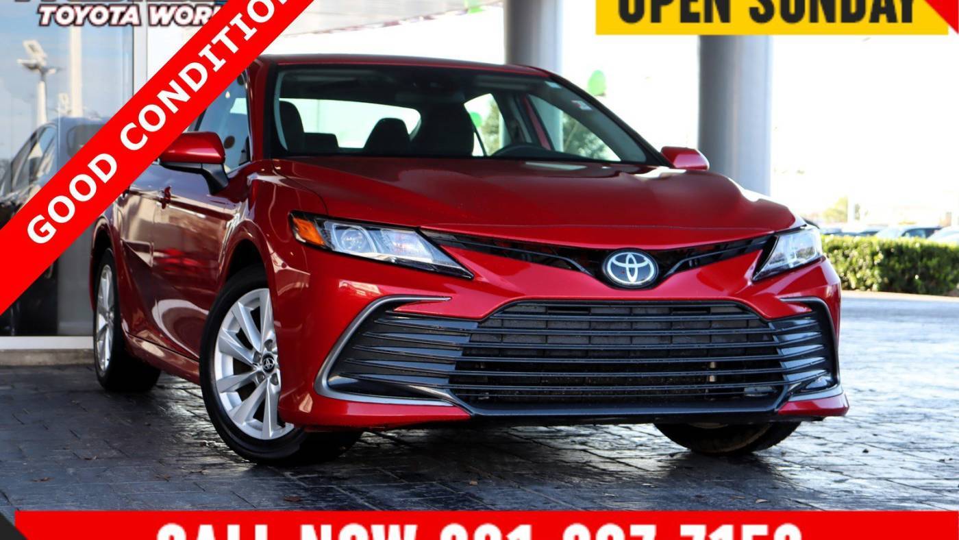 2024 Toyota Camry LE — Sedan — 29,762 mi — Spring, TX