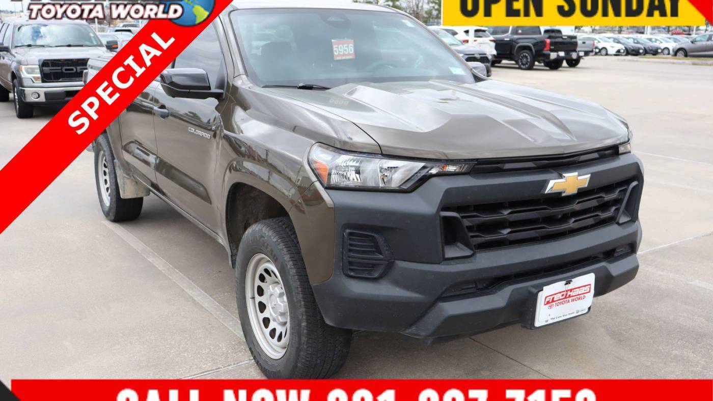 2023 Chevrolet Colorado WT — Pickup Truck — 39,500 mi — Spring, TX