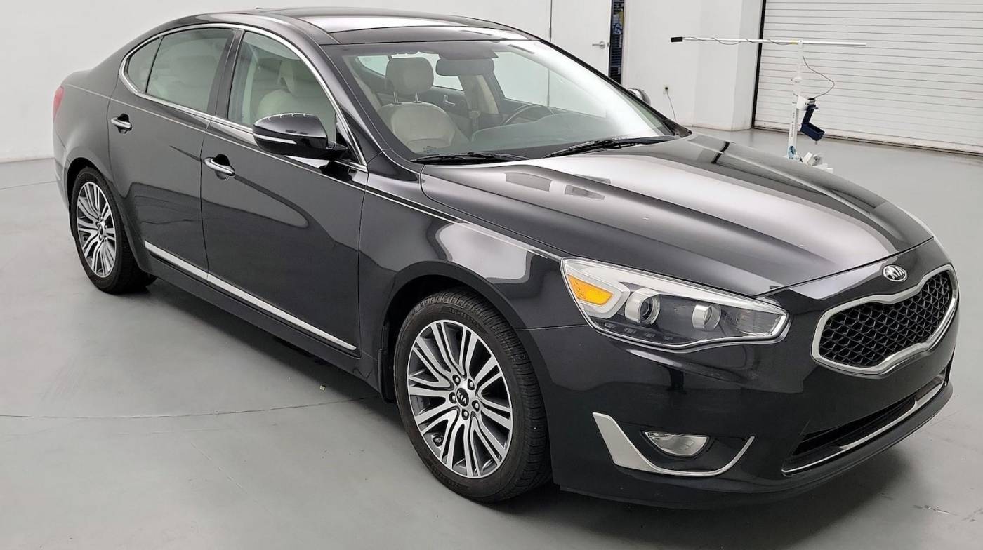 2016 Kia Cadenza Premium — Sedan — 104,843 mi — Mechanicsburg, PA