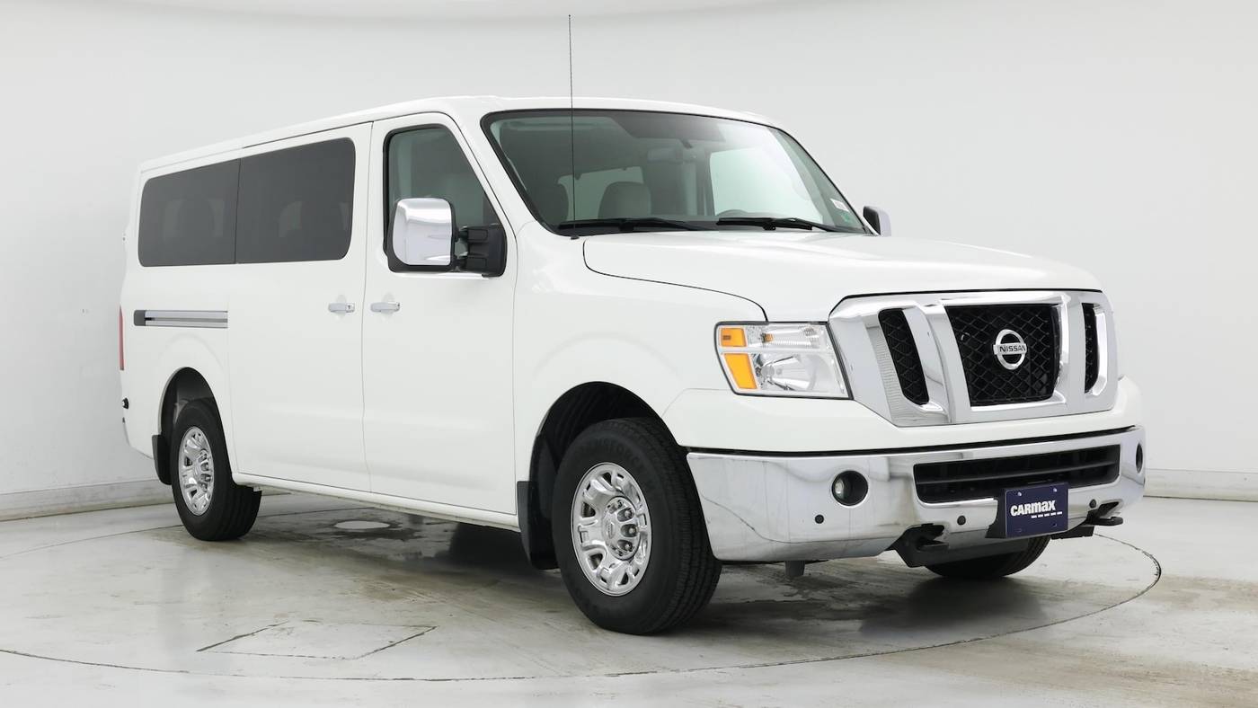 2019 Nissan NV Passenger NV3500 HD SL — Passenger Van — 9,211 mi — Inglewood, CA