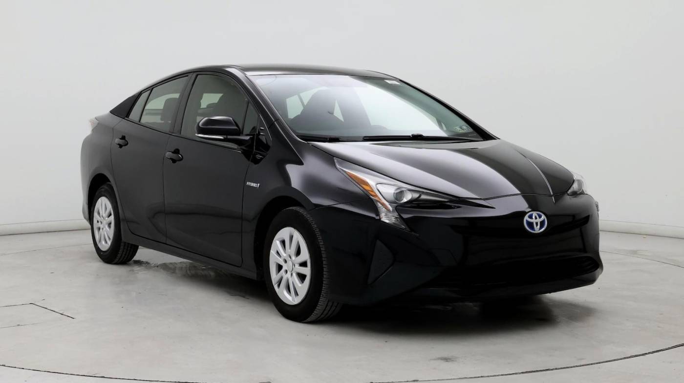2016 Toyota Prius Three — Hatchback — 125,325 mi — Mechanicsburg, PA