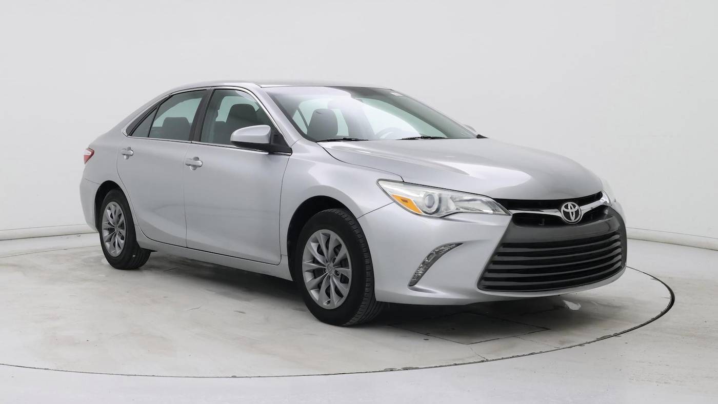 2015 Toyota Camry LE — Sedan — 67,221 mi — Mechanicsburg, PA