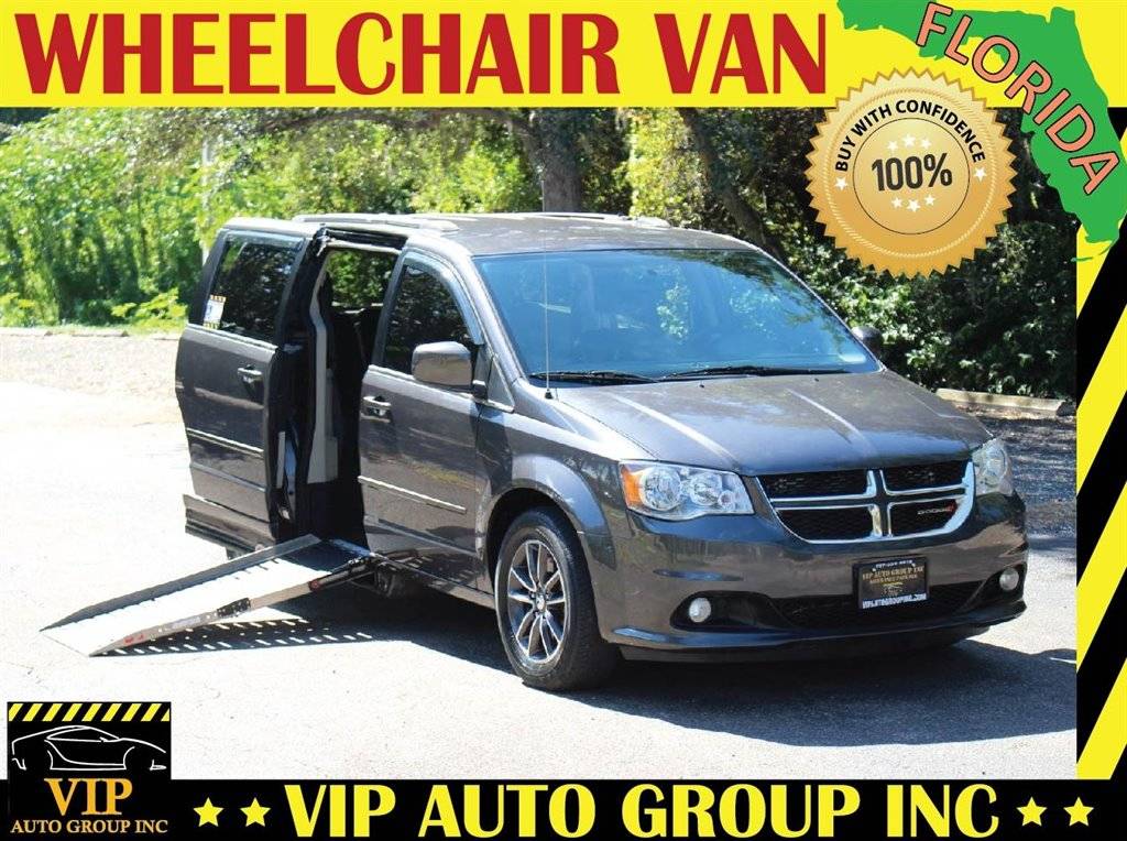 2017 Dodge Grand Caravan SXT — Minivan — 127,782 mi — Clearwater, FL