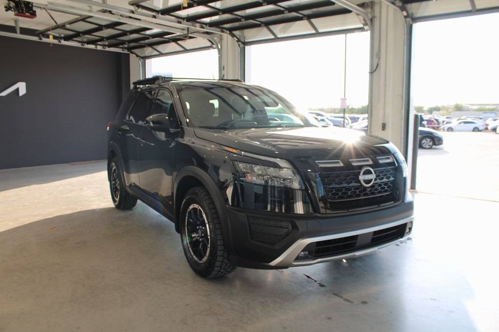 2025 Nissan Pathfinder Rock Creek — SUV — 4,317 mi — San Antonio, TX