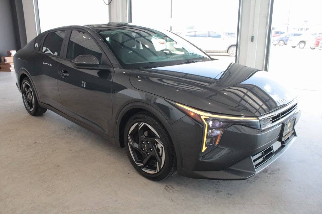 2025 Kia K4 EX — Sedan — 9 mi — San Antonio, TX