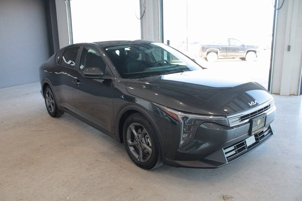 2025 Kia K4 LXS — Sedan — 3,855 mi — San Antonio, TX