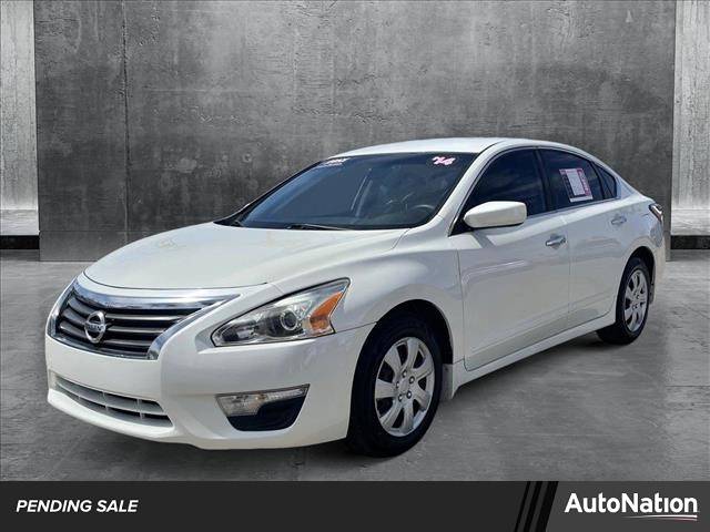 2014 Nissan Altima 2.5 S — Sedan — 114,216 mi — Tucson, AZ