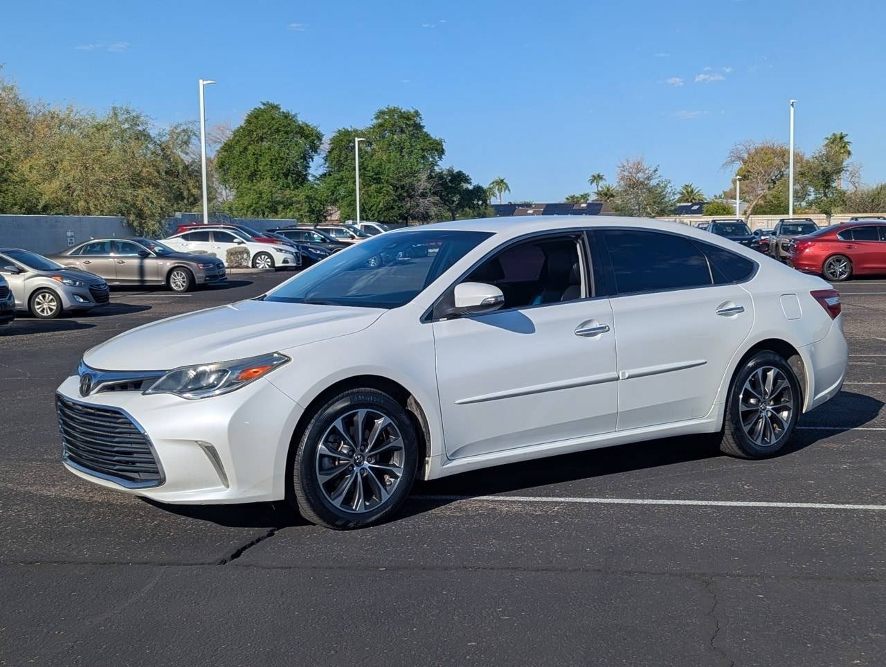 2017 Toyota Avalon XLE — Sedan — 108,454 mi — Peoria, AZ