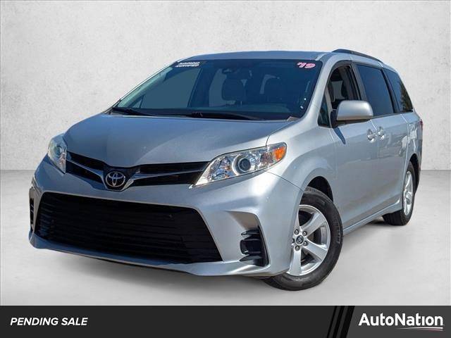 2019 Toyota Sienna LE — Minivan — 32,464 mi — Tempe, AZ