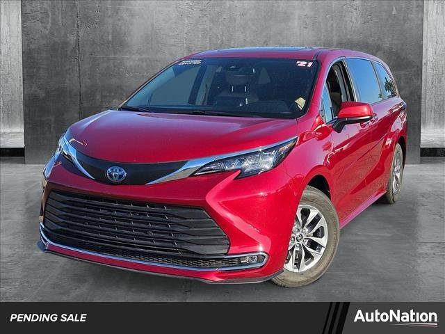 2021 Toyota Sienna XLE — Minivan — 27,857 mi — Tempe, AZ