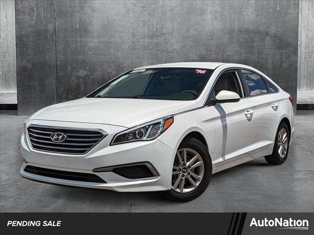 2016 Hyundai Sonata SE — Sedan — 111,246 mi — Tempe, AZ