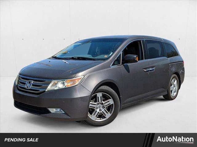 2011 Honda Odyssey Touring — Minivan — 151,000 mi — Tempe, AZ